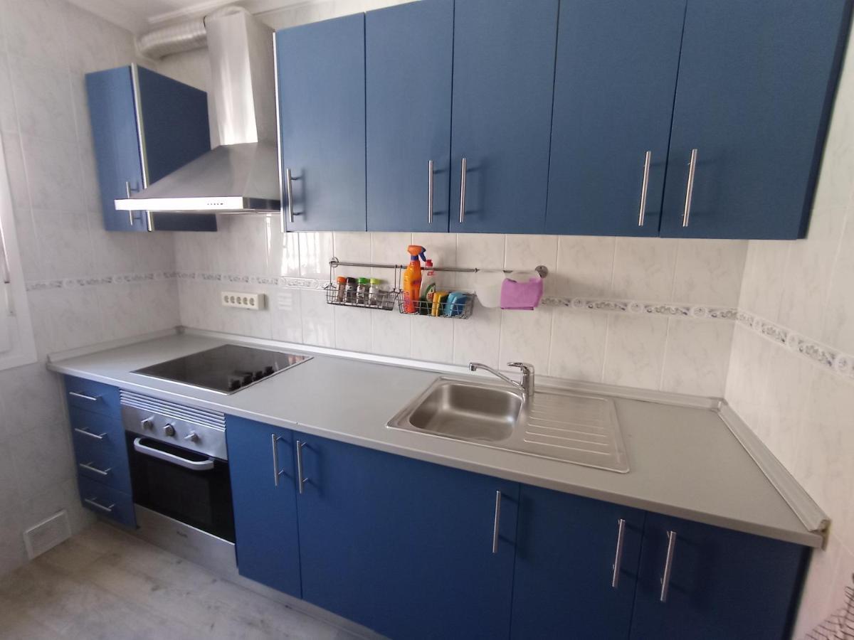 Apartamento con terraza, tipo ático, dos dormitorios y salón con sofá cama Jerez de la Frontera Esterno foto